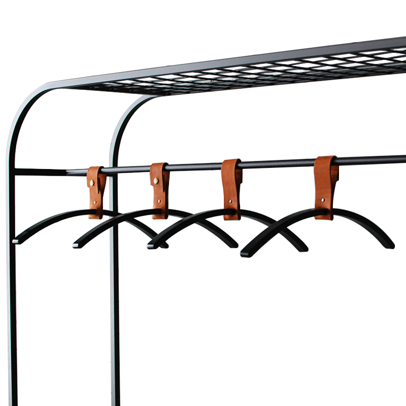 Плечики для одежды Amos Black Clothes Hanger Черный Коричневый в Нижнем Новгороде | Loft Concept 