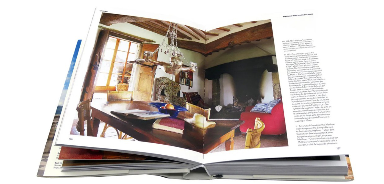 Книга Living in Tuscany - фото №1