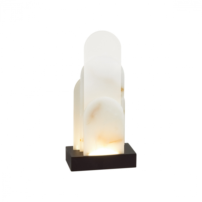 Настольная лампа с белыми вертикальными элементами Alabaster Totem Латунь сатинированная Прозрачное Стекло Бежевый Настольная лампа с белыми вертикальными элементами Alabaster Totem Латунь сатинированная Прозрачное Стекло Бежевый в Нижнем Новгороде | Loft Concept