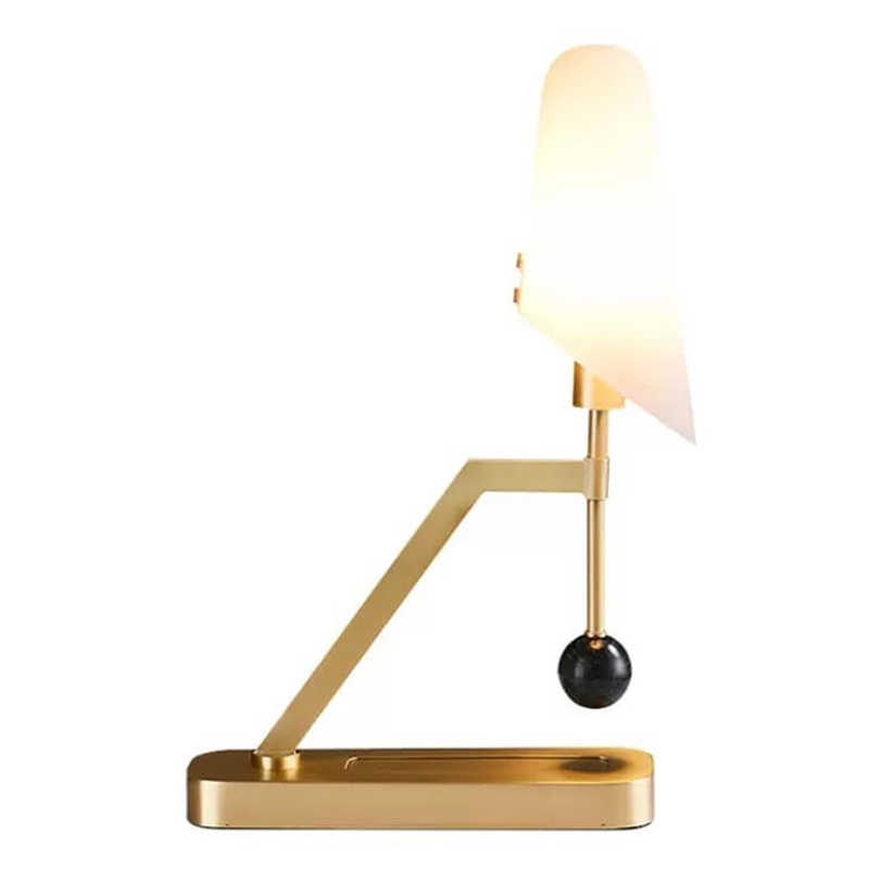 Настольная лампа Gold table lamp with stone Золотой Белый в Нижнем Новгороде | Loft Concept 