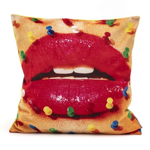 Подушка Seletti Cushion Mouth with pins Design: Toiletpaper Мульти в Нижнем Новгороде | Loft Concept 