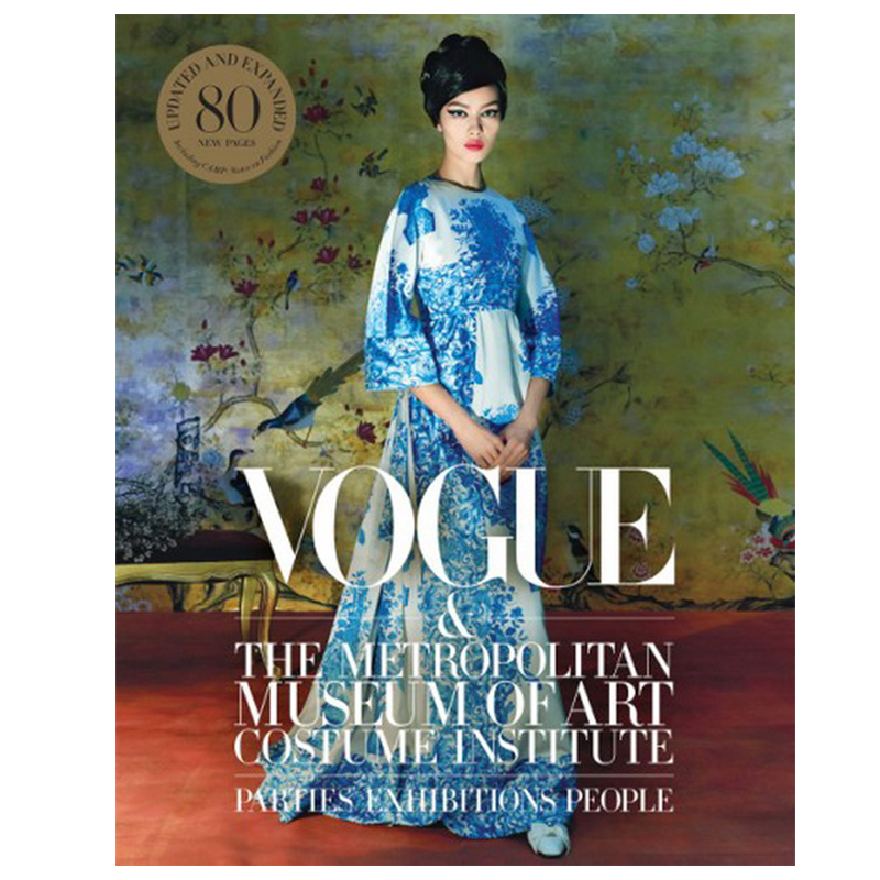 Книга VOGUE AND THE METROPOLITAN MUSEUM OF ART COSTUME INSTITUTE: UPDATED EDITION  в Нижнем Новгороде | Loft Concept 