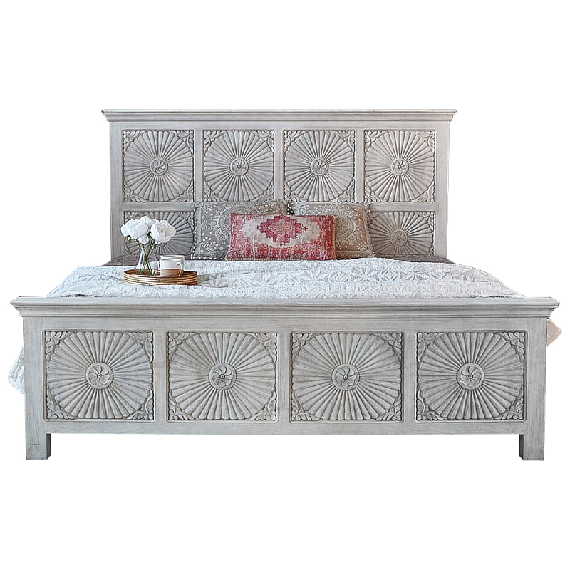 Двуспальная кровать из массива манго с резьбой Olan Grey Mango Bed Светло-бежевый в Нижнем Новгороде | Loft Concept 