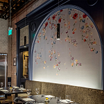 Обои ручная роспись Falling Flowers Standard colourway on Pale Grey dyed silk варинант исполнения - 3 | Loft Concept в Нижнем Новгороде