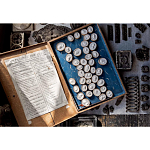 Книга Extraordinary Collections: French Interiors варинант исполнения - 8 | Loft Concept в Нижнем Новгороде