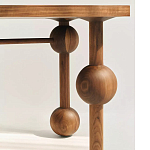 Обеденный стол деревянный с круглыми декоративными элементами на ножках Koko варинант исполнения - 1 | Loft Concept в Нижнем Новгороде