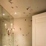 Обои ручная роспись Butterflies Icarus on Rose Shadow metallic silk варинант исполнения - 1 | Loft Concept в Нижнем Новгороде