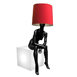 Лампа MANNEQUIN LAMP с абажуром девушка на кресле варинант исполнения - 2 | Loft Concept в Нижнем Новгороде