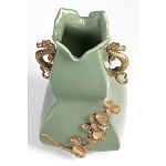 Ваза зеленого цвета из фарфора с бронзовыми ручками в виде драконов и рельефным цветочным декором Eden Garden porcelain and bronze варинант исполнения - 6 | Loft Concept в Нижнем Новгороде