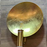 Бра с золотым круглым отражателем и открытой лампой Sun Glow Disc варинант исполнения - 4 | Loft Concept в Нижнем Новгороде