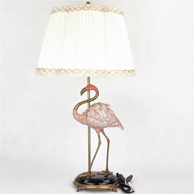 Настольная лампа Pink Flamingo Lamp Белый Бронза Розовый пастельный в Нижнем Новгороде | Loft Concept 