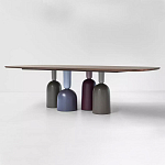 Обеденный стол деревянный с разноцветными фигурными ножками Cop варинант исполнения - 1 | Loft Concept в Нижнем Новгороде