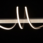 Люстра линейная черного цвета с волнообразным металлическим элементом Luke Lampco Tracer Lamp варинант исполнения - 4 | Loft Concept в Нижнем Новгороде