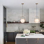 Подвесной светильник с белым плафоном в форме шара в арочной подвеске Hinkley варинант исполнения - 19 | Loft Concept в Нижнем Новгороде