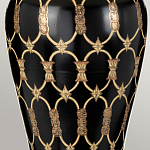 Настольная лампа с керамическим основанием с золотистым решетчатым узором и белым плиссированным абажуром Elstead Lighting варинант исполнения - 10 | Loft Concept в Нижнем Новгороде