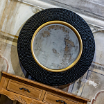 Зеркало в черной фактурной раме с золотым кантом Summon the Light варинант исполнения - 5 | Loft Concept в Нижнем Новгороде