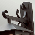 Настенный фонарь черного цвета в форме фонаря с решетчатым плафоном и фактурным стеклом Elstead Lighting варинант исполнения - 2 | Loft Concept в Нижнем Новгороде