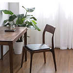 Стул деревянный с мягким сиденьем из черной натуральной кожи Moon Walnut Furniture варинант исполнения - 2 | Loft Concept в Нижнем Новгороде