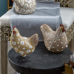 Статуэтка курица с резными белыми цветами на бежевой фактурной поверхности Rustic Chicken варинант исполнения - 4 | Loft Concept в Нижнем Новгороде