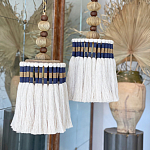 Подвесной светильник с подвесом из деревянных бусин и абажуром из кисточек Аmbiance варинант исполнения - 2 | Loft Concept в Нижнем Новгороде