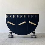 Дизайнерский комод полукруглый черный с 3-мя фактурным ящиками Occasion варинант исполнения - 1 | Loft Concept в Нижнем Новгороде