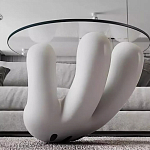 Дизайнерский журнальный стол с круглой прозрачной столешницей на белом фигурном основании Luqak варинант исполнения - 3 | Loft Concept в Нижнем Новгороде