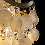 Люстра подвесная с белыми перламутровыми подвесками и изогнутыми золотистыми элементами Диаметр 50 см SHELL Chandelier варинант исполнения - 4 | Loft Concept в Нижнем Новгороде