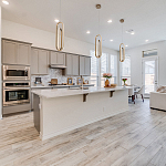 Подвесной светильник золотого цвета с двумя вытянутыми овальными рамками в форме скрепки Eurofase варинант исполнения - 7 | Loft Concept в Нижнем Новгороде