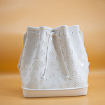 Кашпо в виде сумки  Bag Vase White Louis варинант исполнения - 3 | Loft Concept в Нижнем Новгороде