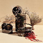 Шкатулка из эпоксидной смолы с цветами черная Epoxy Resin Oval Box Black варинант исполнения - 6 | Loft Concept в Нижнем Новгороде