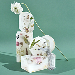 Шкатулка из эпоксидной смолы с цветами белая Epoxy Resin Square Box White варинант исполнения - 2 | Loft Concept в Нижнем Новгороде