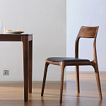 Стул деревянный с мягким сиденьем из черной натуральной кожи Moon Walnut Furniture варинант исполнения - 5 | Loft Concept в Нижнем Новгороде