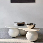 Дизайнерский журнальный стол с изогнутой столешницей на круглых ножках Rigilyr варинант исполнения - 1 | Loft Concept в Нижнем Новгороде