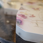 Шкатулка из эпоксидной смолы с цветами белая Epoxy Resin Square Box White варинант исполнения - 6 | Loft Concept в Нижнем Новгороде