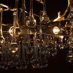 Потолочная люстра в виде ветвей деревьев золотого цвета с прозрачными подвесками-каплями Droplet Chandelier варинант исполнения - 6 | Loft Concept в Нижнем Новгороде