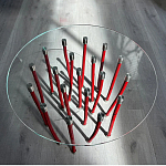 Дизайнерский журнальный стол с круглой прозрачной столешницей и основанием в виде красных металлических тросов Wires варинант исполнения - 1 | Loft Concept в Нижнем Новгороде