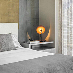 Настольная лампа с круглым деревянным отражателем и черным цилиндрическим плафоном Accord Lighting варинант исполнения - 7 | Loft Concept в Нижнем Новгороде