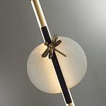 Подвесной светильник с шарообразным плафоном из алебастра и бронзовой декоративной стрекозой Alaris  варинант исполнения - 6 | Loft Concept в Нижнем Новгороде