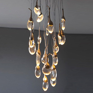 Люстра OCHRE Seed Cloud installation