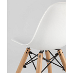 Пластиковый стул на ножках из массива бука Eames Small White варинант исполнения - 3 | Loft Concept в Нижнем Новгороде