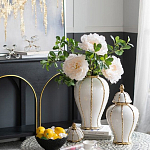 Ваза белая с крышкой и золотистыми вертикальными полосками Chinoiserie Ceramics варинант исполнения - 2 | Loft Concept в Нижнем Новгороде