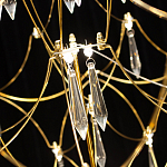 Люстра подвесная с изогнутым металлическим каркасом и множеством хрустальных подвесок Золото Диаметр 80 см Quasar варинант исполнения - 2 | Loft Concept в Нижнем Новгороде