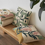 Подушка с цветочным принтом Blooming Elegance Lily варинант исполнения - 6 | Loft Concept в Нижнем Новгороде