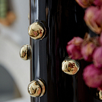 Ваза черная цилиндрическая с глянцевым покрытием и золотыми декоративными элементами Molecule Collection варинант исполнения - 1 | Loft Concept в Нижнем Новгороде