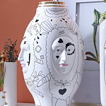 Ваза с декоративными лицами и графическими элементами в виде сердец и символов Faces of Imagination варинант исполнения - 7 | Loft Concept в Нижнем Новгороде