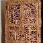 Этнический шкаф с орнаментом резьба из дерева Indian Antique Furniture варинант исполнения - 1 | Loft Concept в Нижнем Новгороде